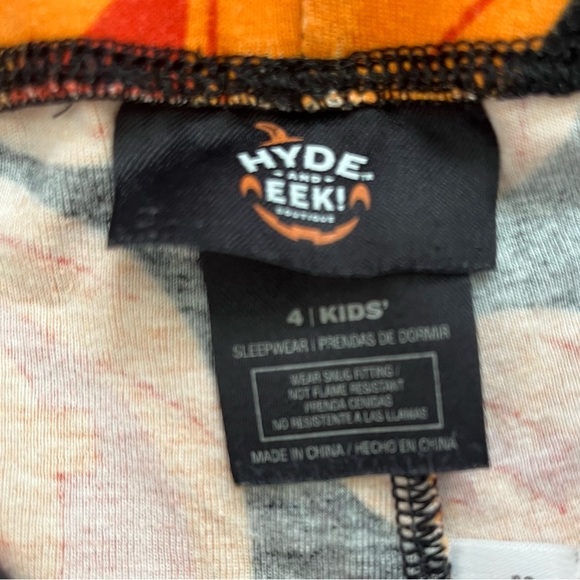 Hide and Eek! Jack-o-Lantern Pajamas, Size 4 - Picture 5 of 5